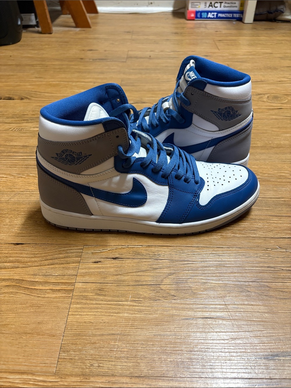 Nike Air Jordan 1 High - OG True Blue sz 12 *100% authentic*